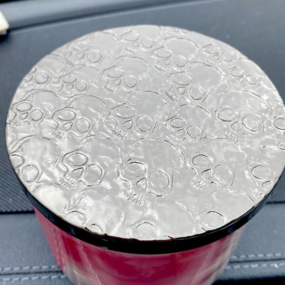 VAMPIRE BLOOD 3 WICK CANDLE BBW - Picture 5 of 7